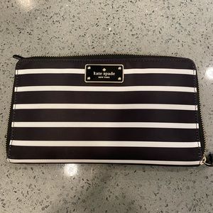 Kate spade large wallet